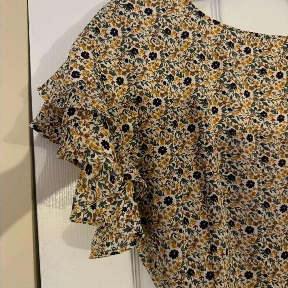 Floral Wrap Dress with Ruffle Sleeves - Picture 3 of 7